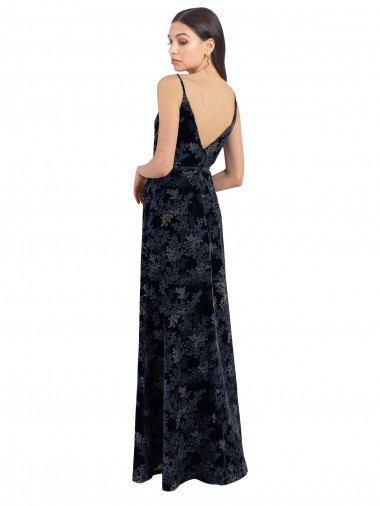 Azul marina oscuro línea A Cuello en V Terciopelo floral Terciopelo Elástico Largo Vestidos de dama de honor