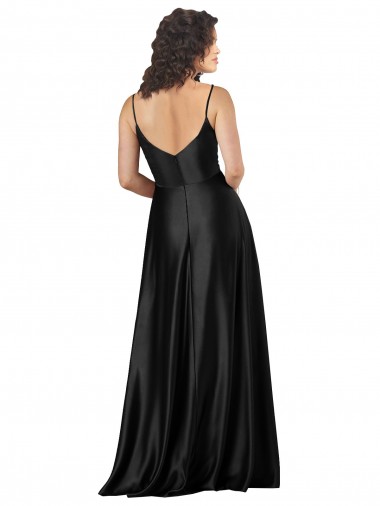 Negro línea A Cuello en V Satén sedoso Largo Formales Vestidos de dama de honor / Vestidos de fiesta