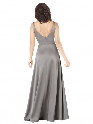 Pearl Grey línea A Cuello en V Satén sedoso Largo Formales Vestidos de dama de honor / Vestidos de fiesta
