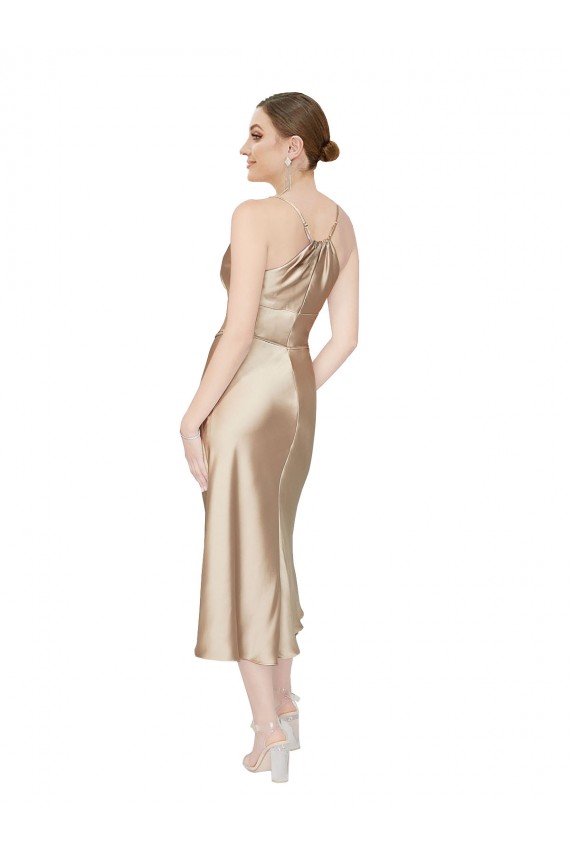 línea A Cuello en V Midi Satén sedoso Corto Formales Vestidos de dama de honor / Vestidos de fiesta / Vestidos de cóctel Asequibles