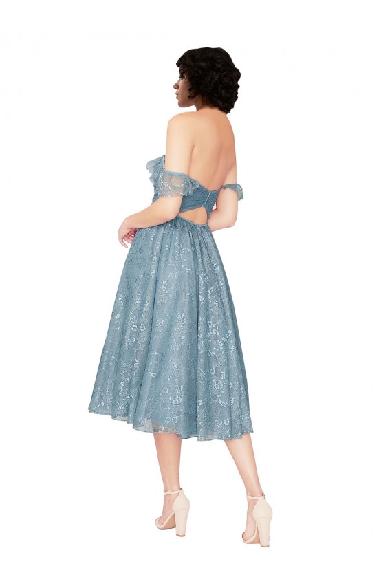 línea A Hombros Descubiertos Encaje Corto Vestidos de dama de honor / Vestidos de cóctel Asequibles